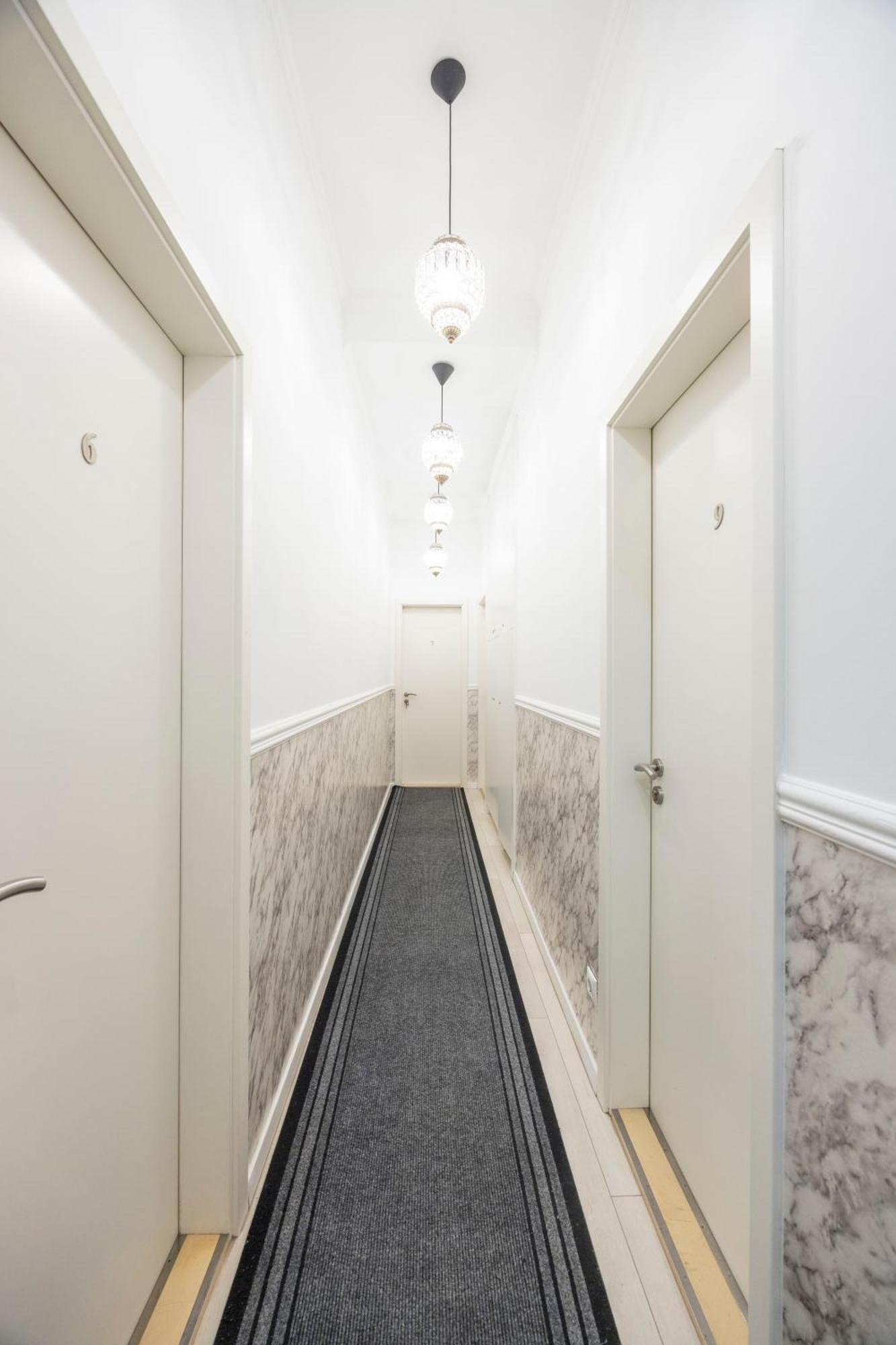 בודפשט Exclusive Private Residence In The Center Of Bp W 4Bedrms, 4 Bathrms מראה חיצוני תמונה